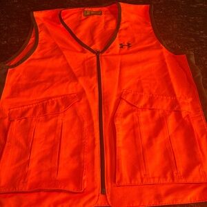 Under Armor Hunting Vest (Men’s XL)